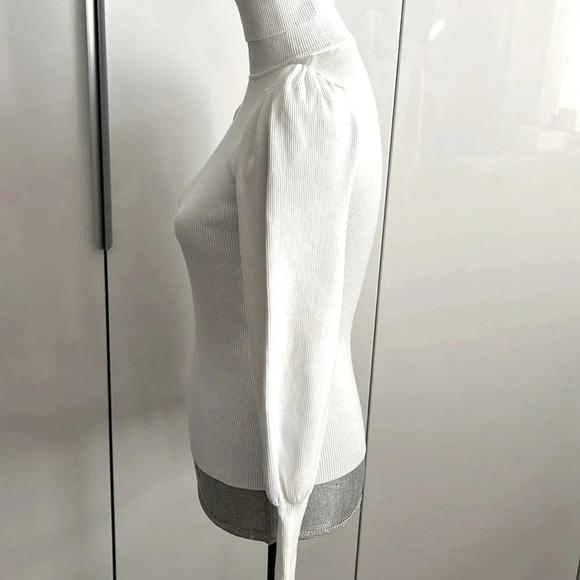 A.L.C.  White Ribbed Turtleneck Puff Sleeve, Size S - Picture 5 of 10